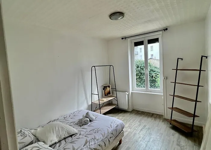 Charmant T3 Proche De La Gare 아파트